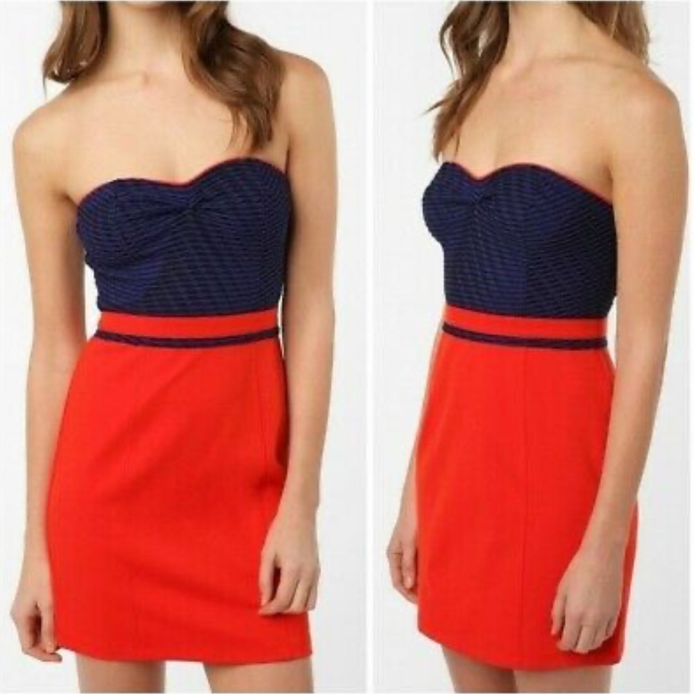 NWOT - UO Silence + Noise Sweetheart Bodycon Dress